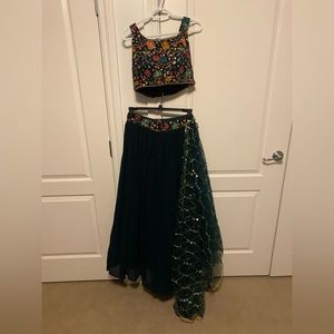 Lehenga - dark green with rainbow floral embroidery (S/M)